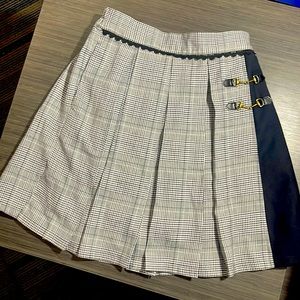 Size medium black and white tartan printed skirt